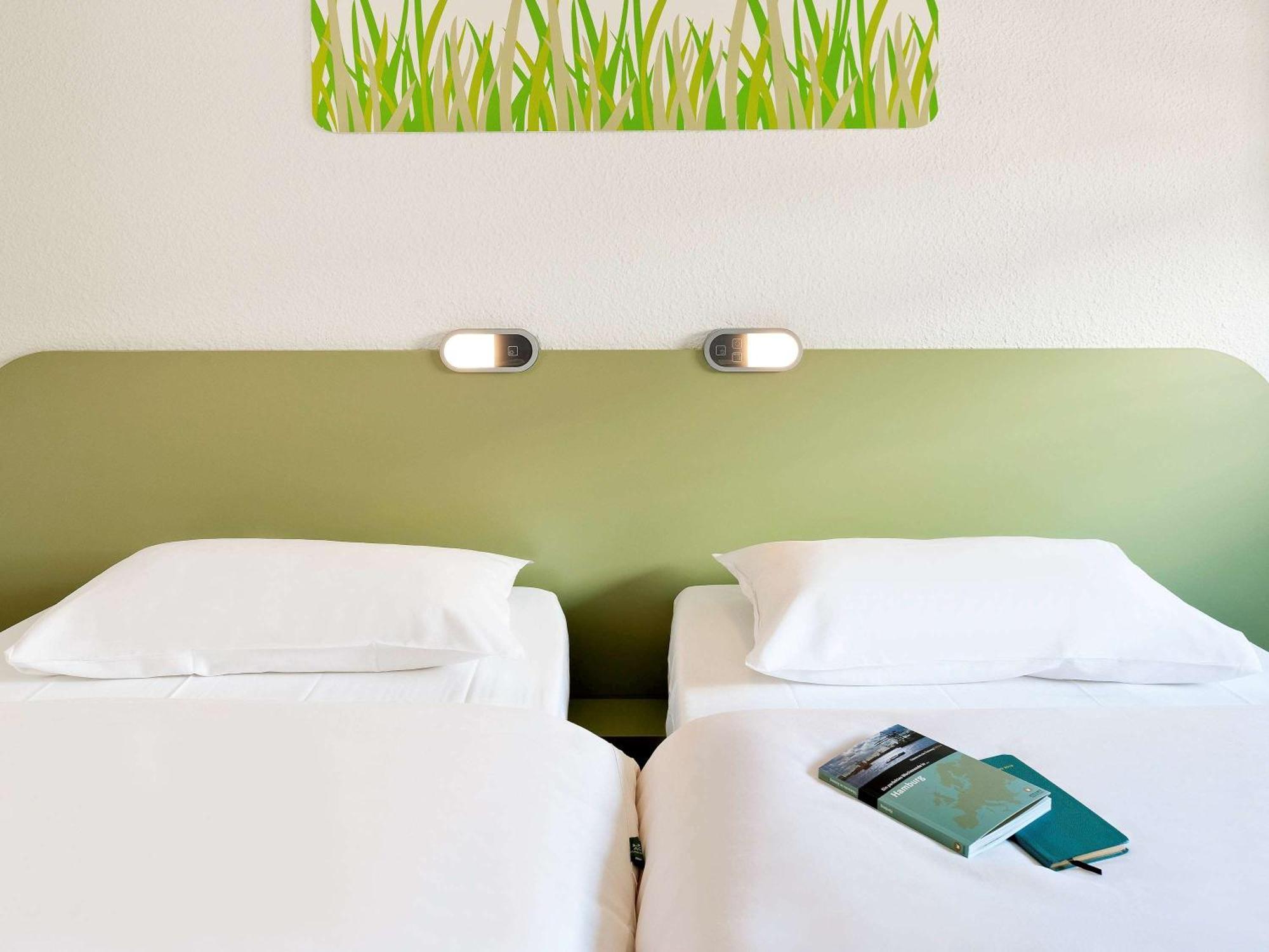 Ibis Budget Valenciennes Petite Forêt المظهر الخارجي الصورة