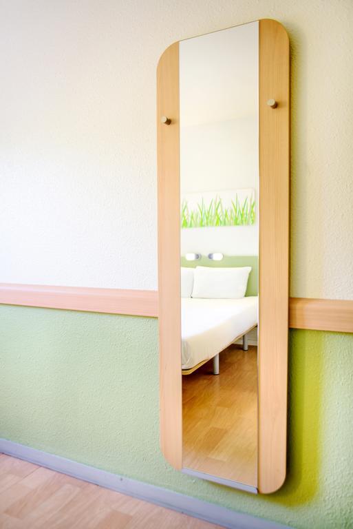 Ibis Budget Valenciennes Petite Forêt المظهر الخارجي الصورة
